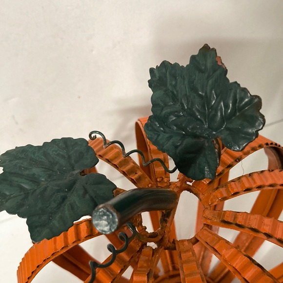 PUMPKIN Large Metal Tea Candle Holder and 2 Tea Candles Centerpiece 10 x 9 inch - Picture 9 of 13